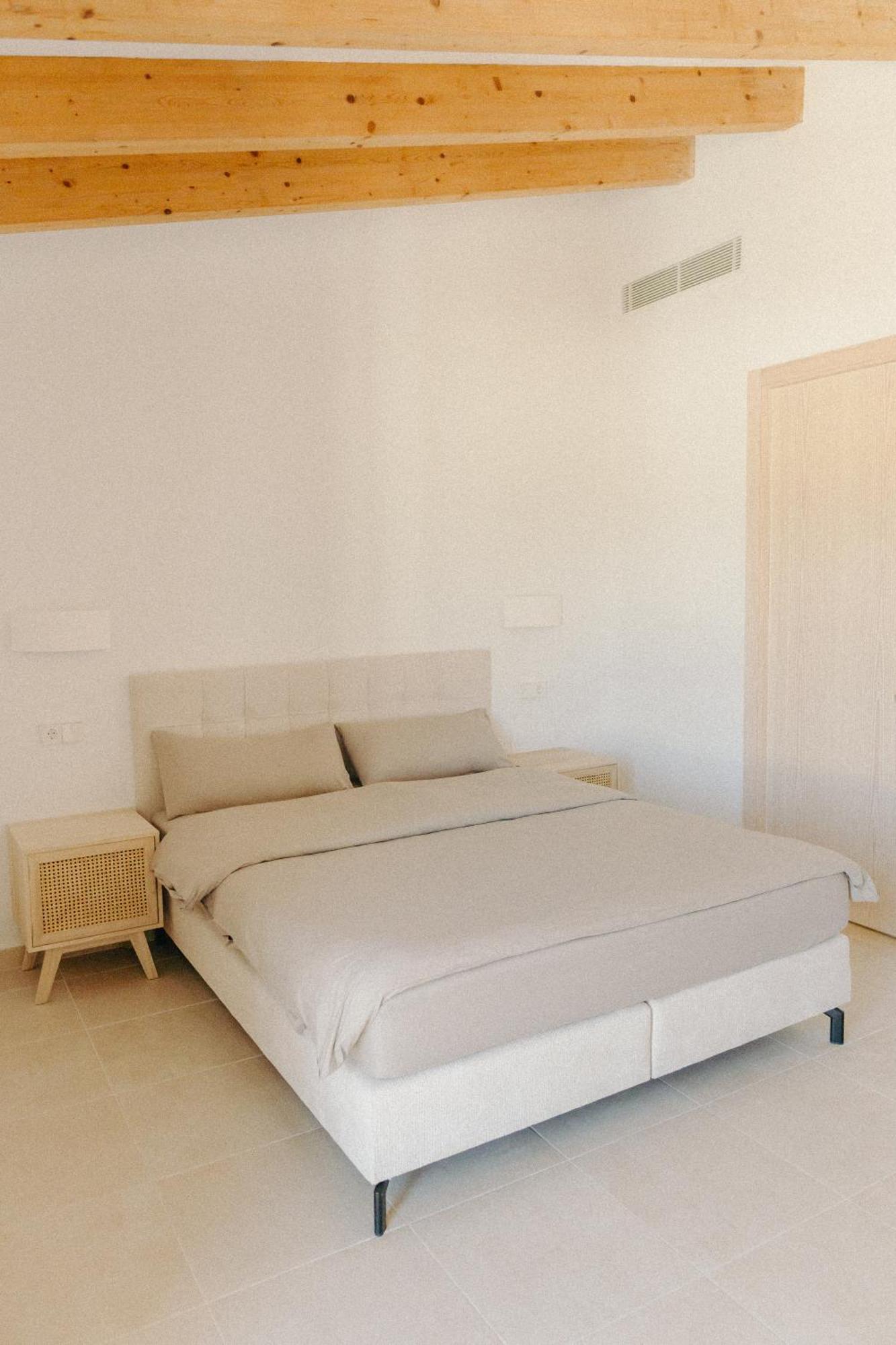 Vino Resort Son Amaret 松马西亚 外观 照片
