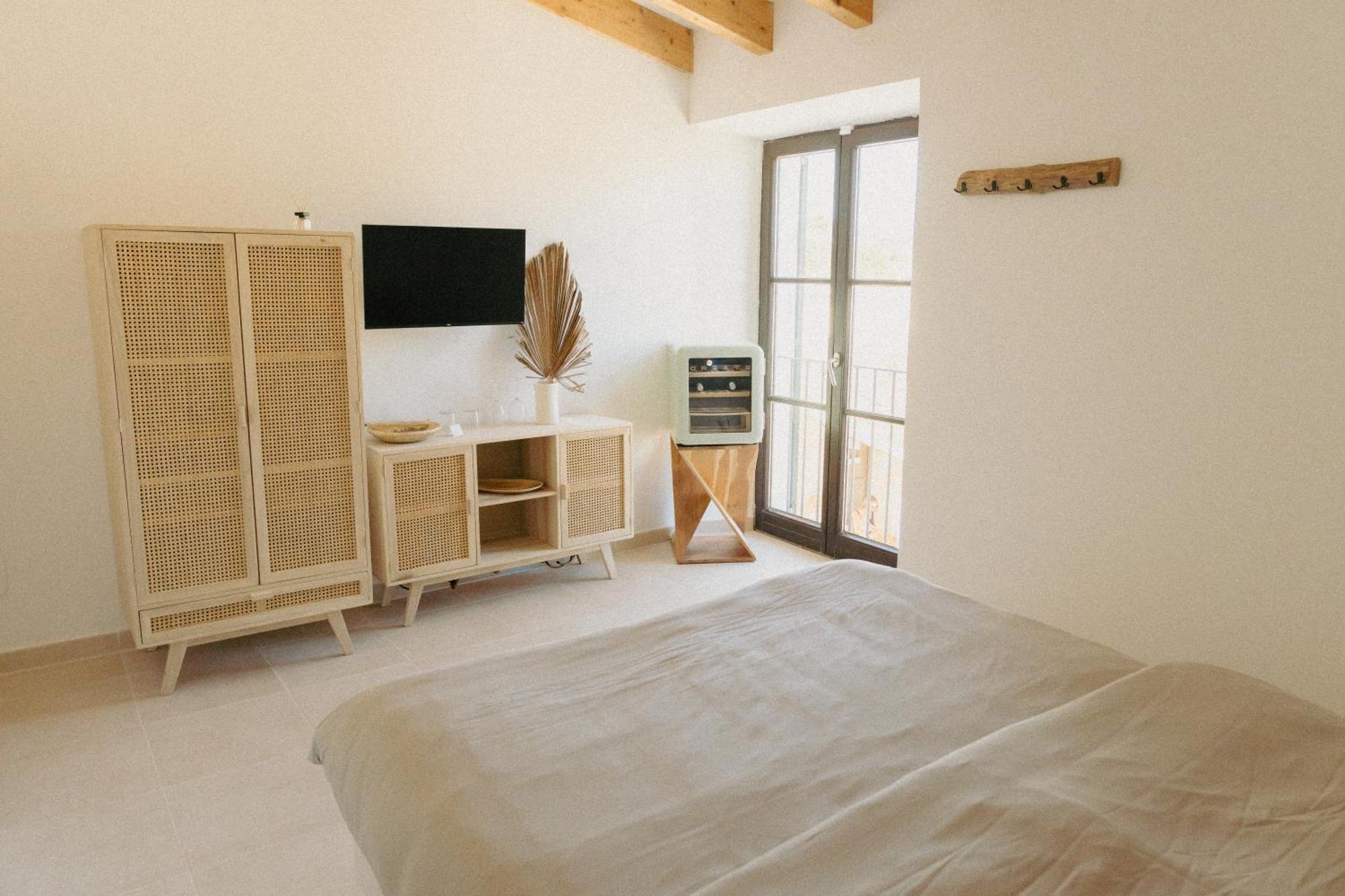 Vino Resort Son Amaret 松马西亚 外观 照片
